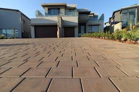 Best Concrete Driveway Installation  in Coweta, OK